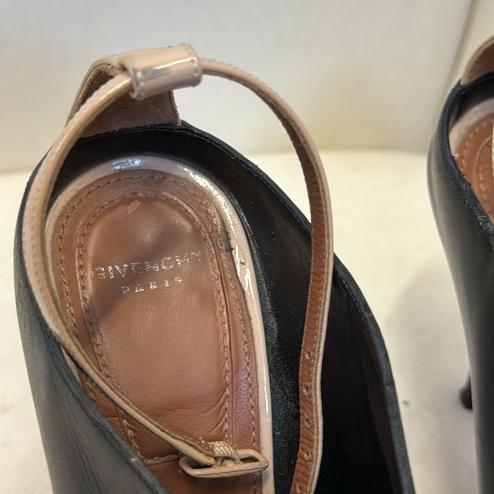 Givenchy Open Toe Heel - Picture 3 of 5